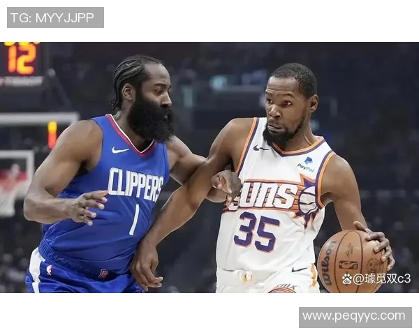 勇士与快船第五场激战回顾球员表现与战术分析全景呈现